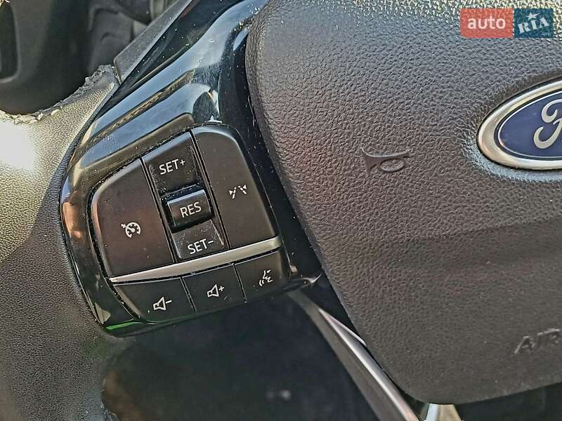 Внедорожник / Кроссовер Ford Escape 2023 в Полтаве