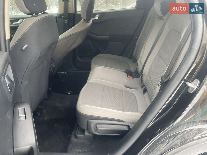 Позашляховик / Кросовер Ford Escape 2020 в Львові