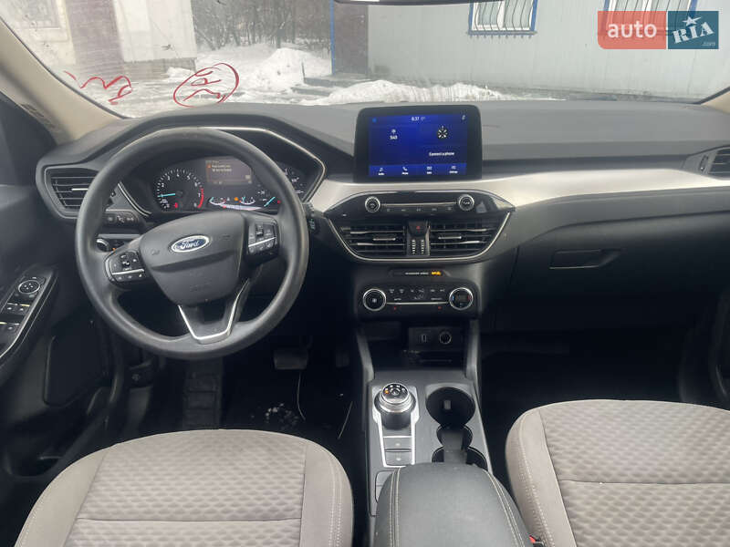 Позашляховик / Кросовер Ford Escape 2020 в Львові