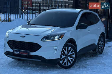 Внедорожник / Кроссовер Ford Escape 2020 в Киеве