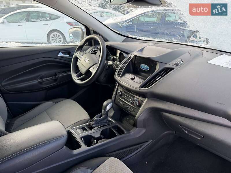 Позашляховик / Кросовер Ford Escape 2019 в Луцьку