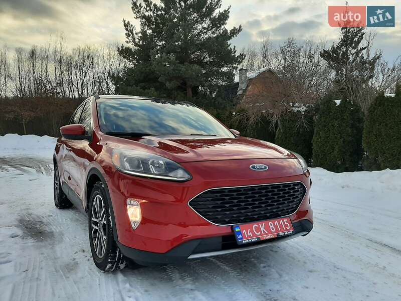 Позашляховик / Кросовер Ford Escape 2020 в Львові