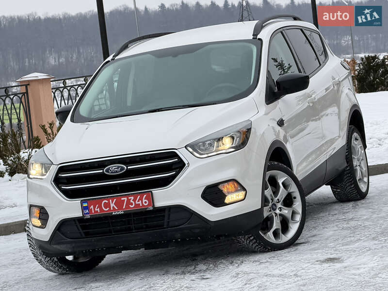 Внедорожник / Кроссовер Ford Escape 2018 в Дрогобыче