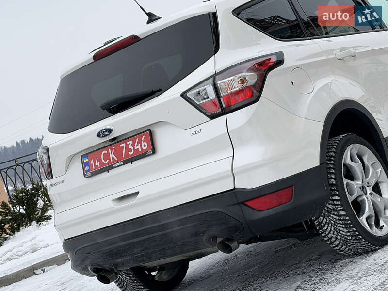 Внедорожник / Кроссовер Ford Escape 2018 в Дрогобыче