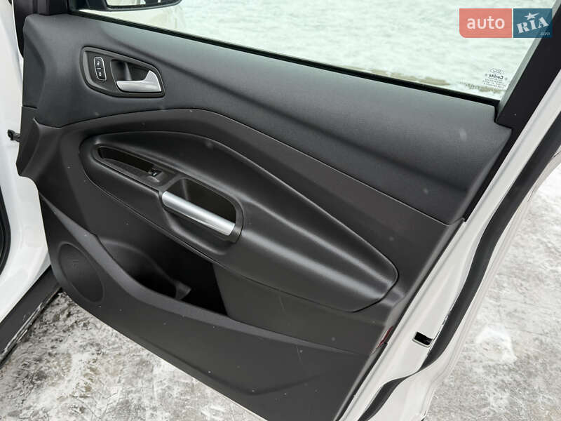 Внедорожник / Кроссовер Ford Escape 2018 в Дрогобыче