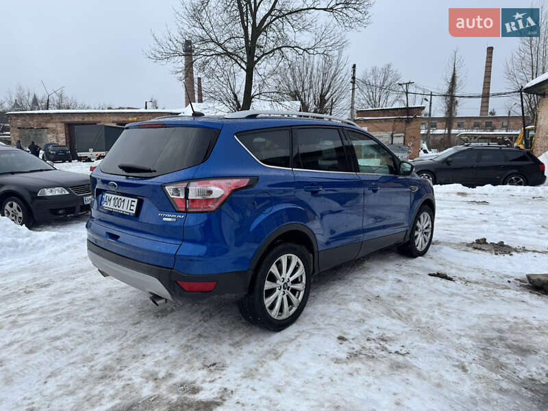 Внедорожник / Кроссовер Ford Escape 2017 в Житомире