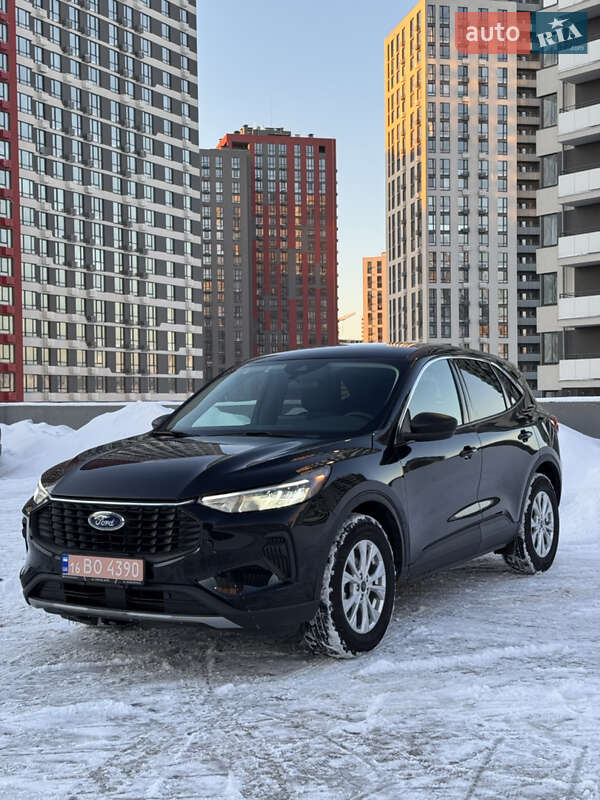 Позашляховик / Кросовер Ford Escape 2023 в Києві