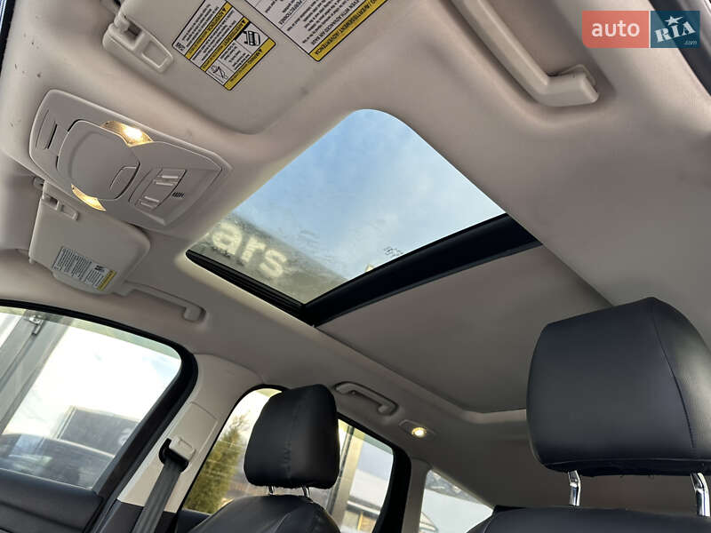 Позашляховик / Кросовер Ford Escape 2015 в Харкові фото 35 Позашляховик / Кросовер Ford Escape 2015 в Харкові