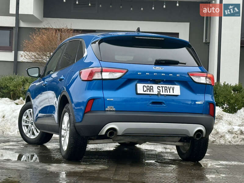 Внедорожник / Кроссовер Ford Escape 2019 в Стрые