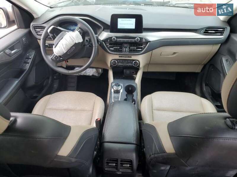 Позашляховик / Кросовер Ford Escape 2021 в Львові фото 11 Позашляховик / Кросовер Ford Escape 2021 в Львові