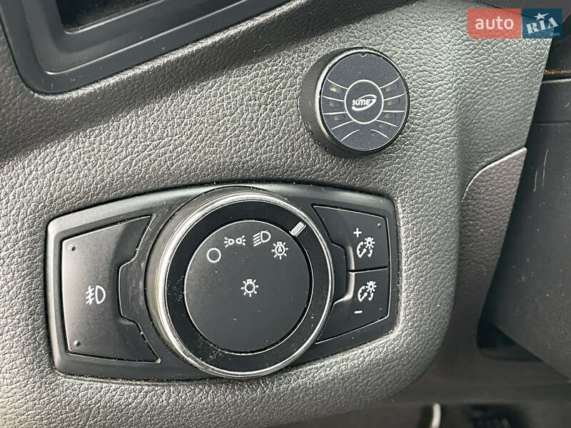 Позашляховик / Кросовер Ford Escape 2014 в Лубнах фото 57 Позашляховик / Кросовер Ford Escape 2014 в Лубнах