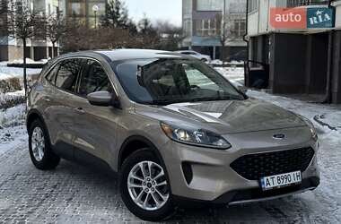 Позашляховик / Кросовер Ford Escape 2020 в Івано-Франківську