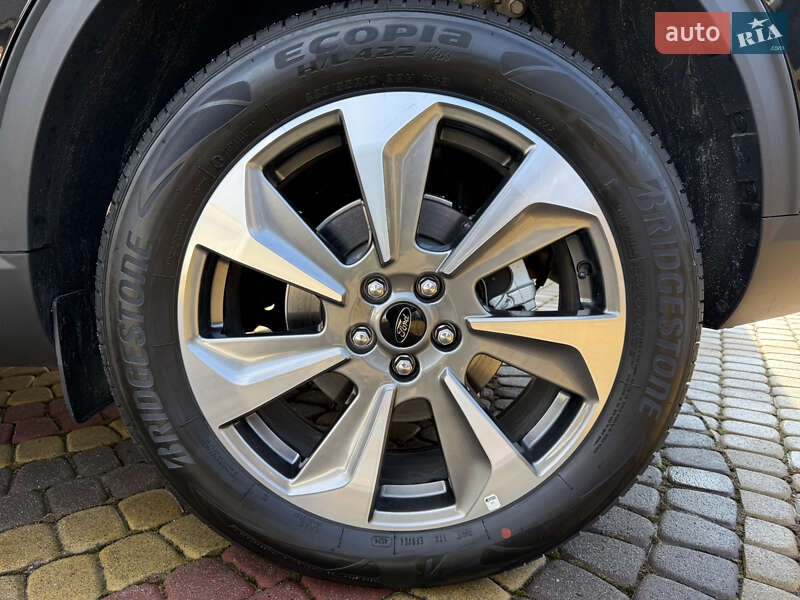 Внедорожник / Кроссовер Ford Escape 2025 в Нововолынске фото 36 Внедорожник / Кроссовер Ford Escape 2025 в Нововолынске