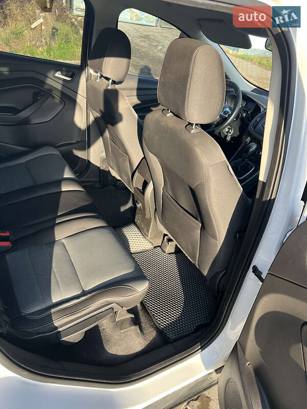 Внедорожник / Кроссовер Ford Escape 2013 в Гайвороне