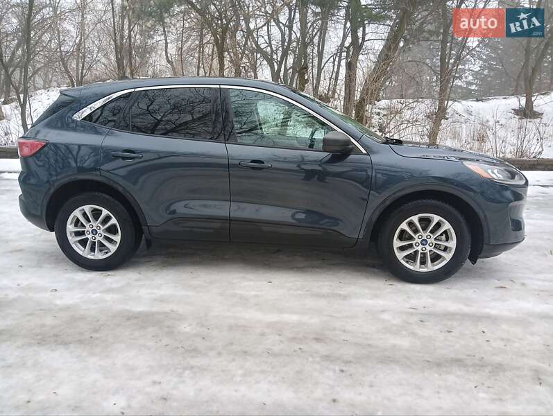 Внедорожник / Кроссовер Ford Escape 2022 в Киеве