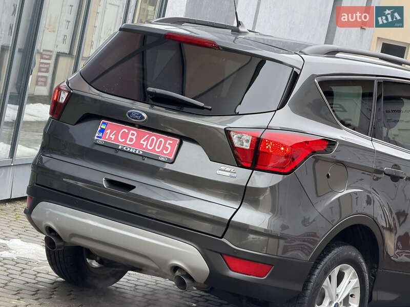 Позашляховик / Кросовер Ford Escape 2019 в Дрогобичі