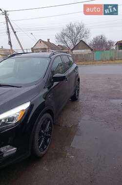 Внедорожник / Кроссовер Ford Escape 2016 в Подгородном