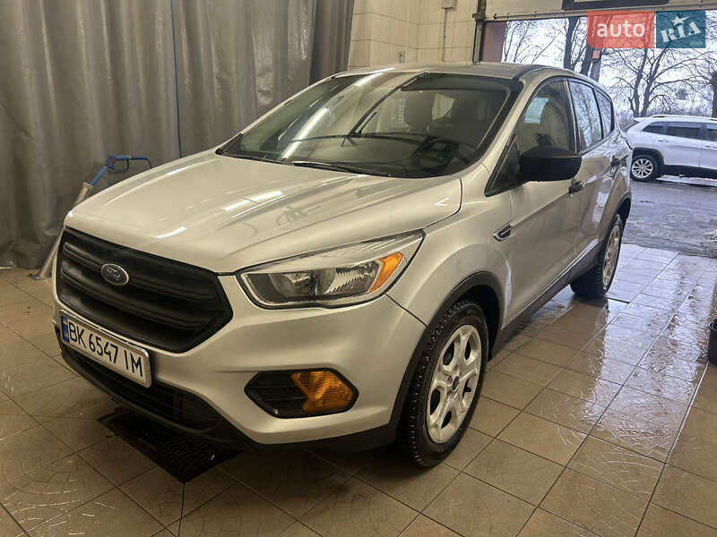 Внедорожник / Кроссовер Ford Escape 2018 в Ровно фото 2 Внедорожник / Кроссовер Ford Escape 2018 в Ровно