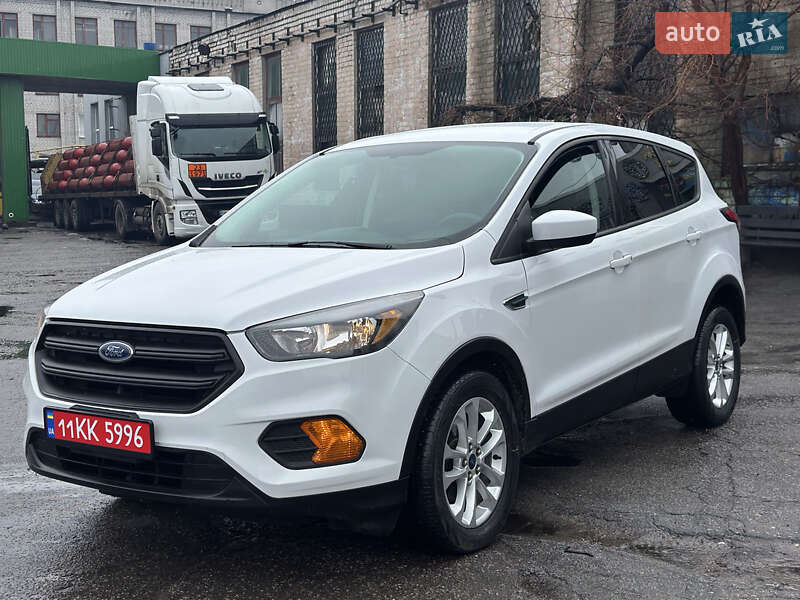 Позашляховик / Кросовер Ford Escape 2019 в Кременчуці фото 3 Позашляховик / Кросовер Ford Escape 2019 в Кременчуці
