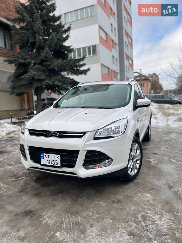 Внедорожник / Кроссовер Ford Escape 2015 в Ивано-Франковске