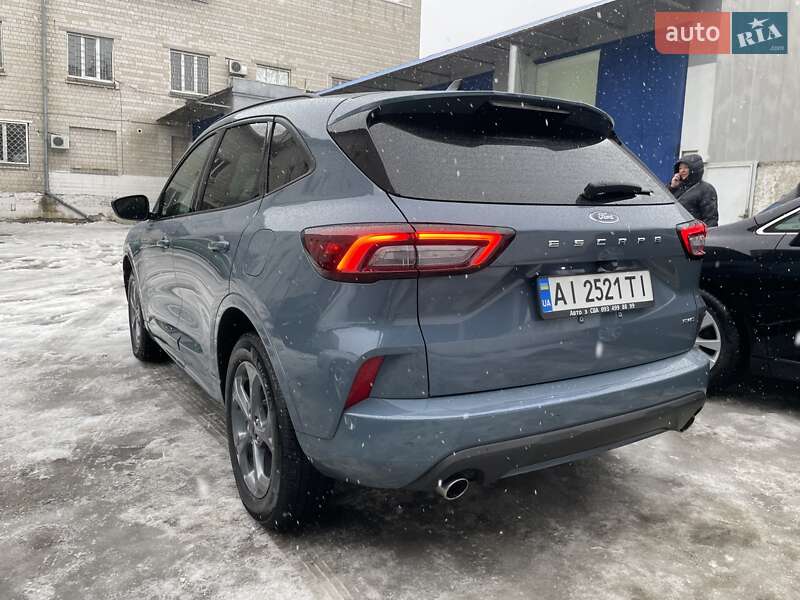 Внедорожник / Кроссовер Ford Escape 2023 в Киеве