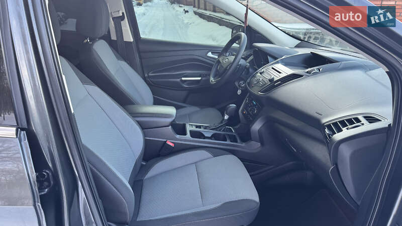 Позашляховик / Кросовер Ford Escape 2017 в Дубні фото 29 Позашляховик / Кросовер Ford Escape 2017 в Дубні
