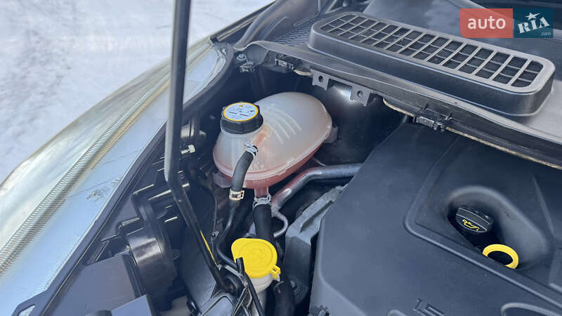 Позашляховик / Кросовер Ford Escape 2017 в Дубні фото 34 Позашляховик / Кросовер Ford Escape 2017 в Дубні