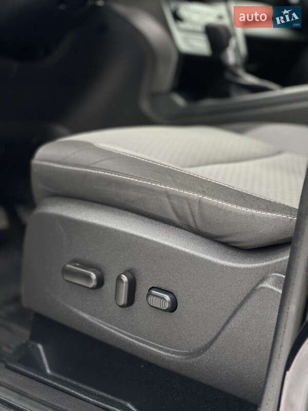 Внедорожник / Кроссовер Ford Escape 2017 в Бурштыне фото 35 Внедорожник / Кроссовер Ford Escape 2017 в Бурштыне