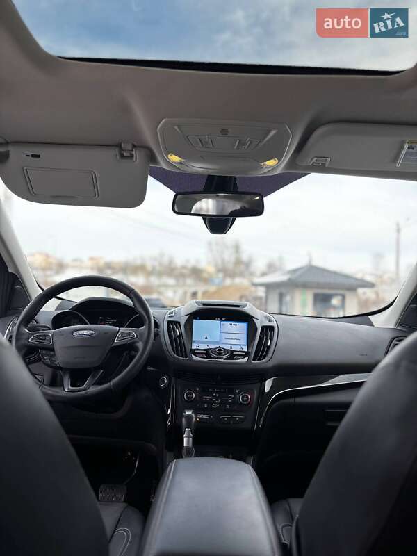 Позашляховик / Кросовер Ford Escape 2017 в Львові