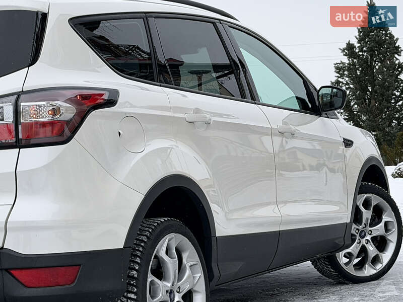 Позашляховик / Кросовер Ford Escape 2018 в Дрогобичі фото 23 Позашляховик / Кросовер Ford Escape 2018 в Дрогобичі