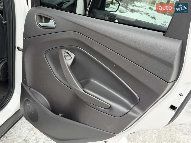 Позашляховик / Кросовер Ford Escape 2018 в Дрогобичі фото 48 Позашляховик / Кросовер Ford Escape 2018 в Дрогобичі