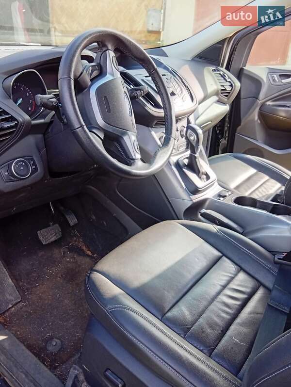Позашляховик / Кросовер Ford Escape 2015 в Одесі фото 15 Позашляховик / Кросовер Ford Escape 2015 в Одесі