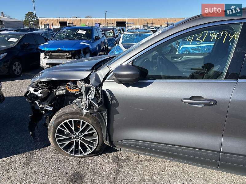 Позашляховик / Кросовер Ford Escape 2024 в Києві фото 8 Позашляховик / Кросовер Ford Escape 2024 в Києві