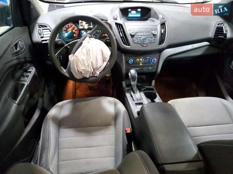 Внедорожник / Кроссовер Ford Escape 2019 в Львове