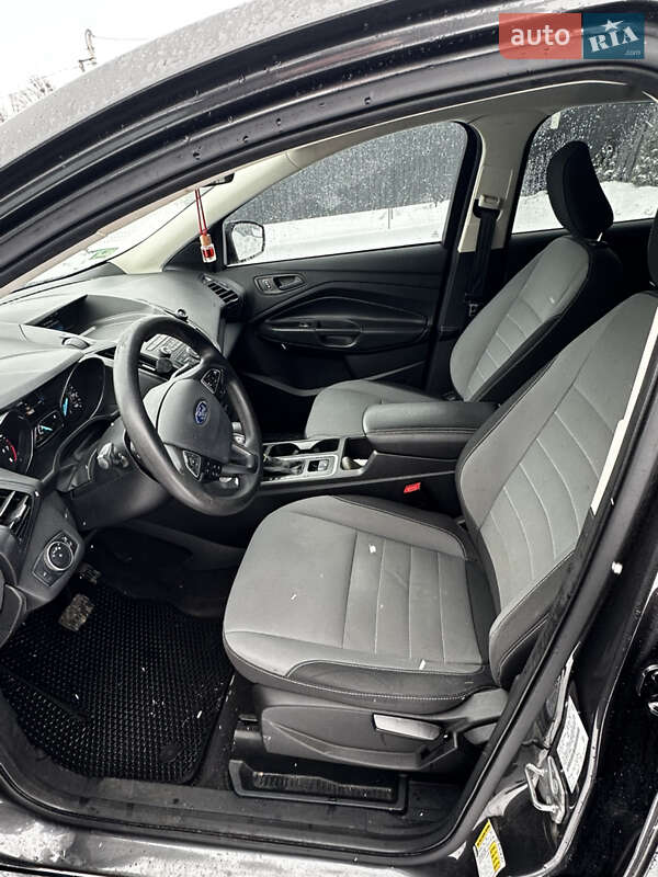 Позашляховик / Кросовер Ford Escape 2018 в Львові