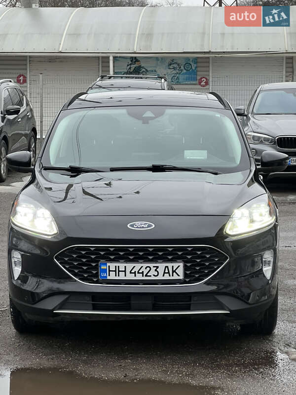 Внедорожник / Кроссовер Ford Escape 2021 в Одессе