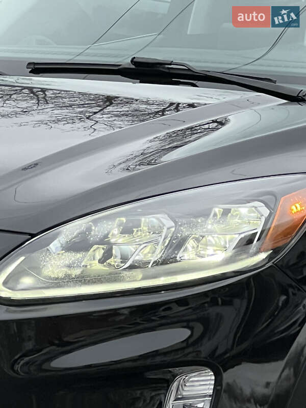 Внедорожник / Кроссовер Ford Escape 2021 в Одессе