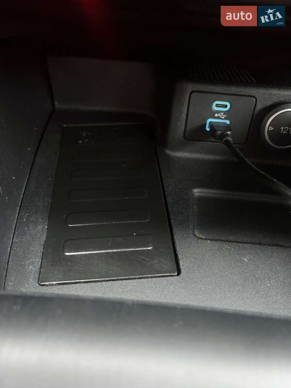 Внедорожник / Кроссовер Ford Escape 2021 в Одессе