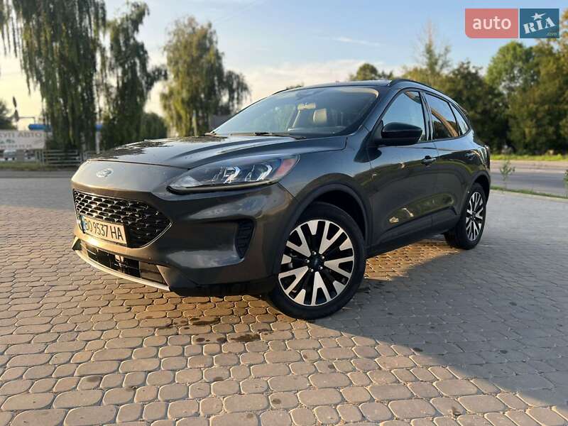 Позашляховик / Кросовер Ford Escape 2019 в Тернополі фото 31 Позашляховик / Кросовер Ford Escape 2019 в Тернополі