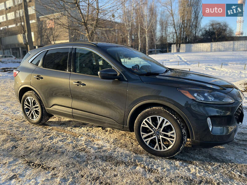 Внедорожник / Кроссовер Ford Escape 2019 в Киеве