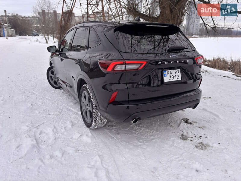 Внедорожник / Кроссовер Ford Escape 2024 в Киеве
