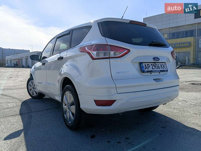 Внедорожник / Кроссовер Ford Escape 2015 в Запорожье