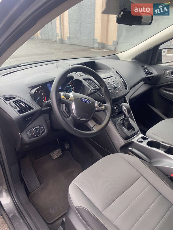 Внедорожник / Кроссовер Ford Escape 2015 в Жмеринке