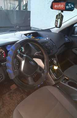 Позашляховик / Кросовер Ford Escape 2012 в Ужгороді