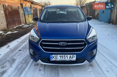 Внедорожник / Кроссовер Ford Escape 2016 в Кривом Роге
