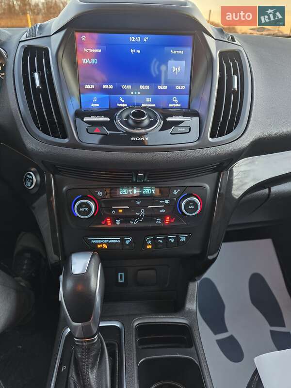 Позашляховик / Кросовер Ford Escape 2018 в Стрию