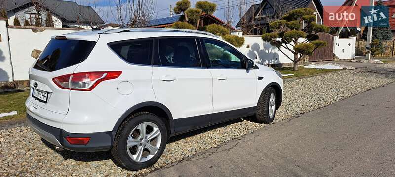 Внедорожник / Кроссовер Ford Escape 2014 в Ивано-Франковске