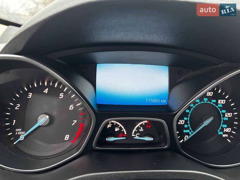 Внедорожник / Кроссовер Ford Escape 2016 в Запорожье