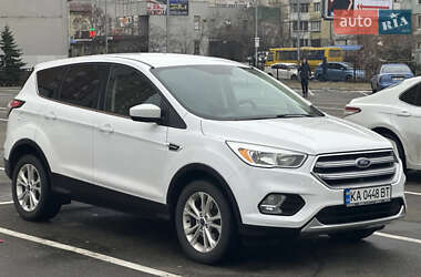 Внедорожник / Кроссовер Ford Escape 2016 в Киеве