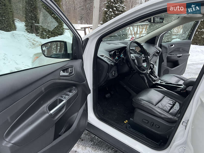 Внедорожник / Кроссовер Ford Escape 2016 в Трускавце
